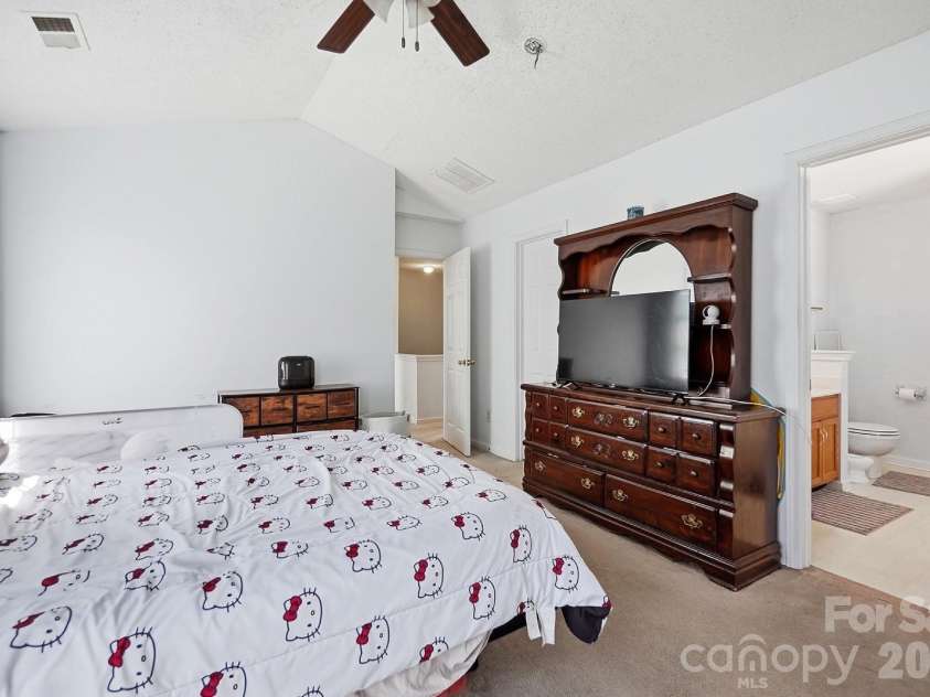 4946 Wheat Drive, Concord, NC 28027.  MLS# CAR4426570, YatesRealty ID 52657. 