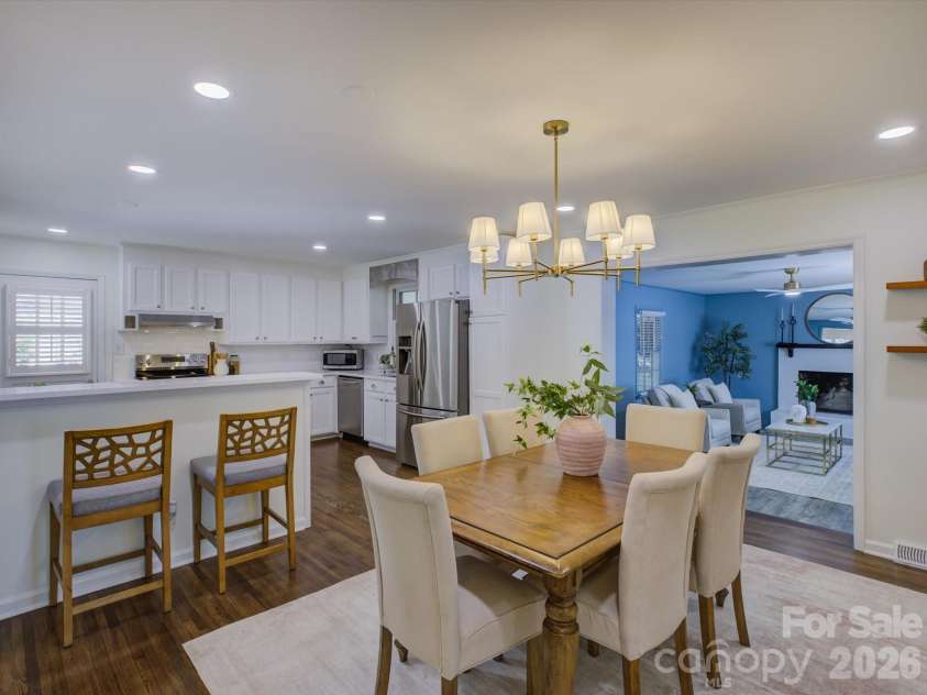 5217 Londonderry Road, Charlotte, NC 28210.  MLS# CAR4426542, YatesRealty ID 52658. 