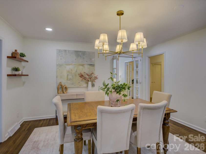 5217 Londonderry Road, Charlotte, NC 28210.  MLS# CAR4426542, YatesRealty ID 52658. 