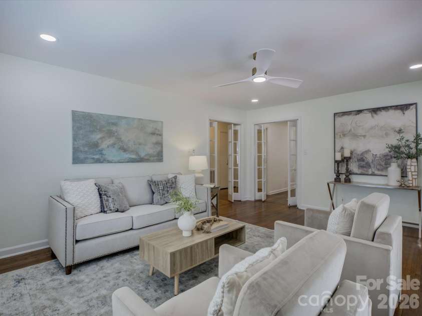 5217 Londonderry Road, Charlotte, NC 28210.  MLS# CAR4426542, YatesRealty ID 52658. 