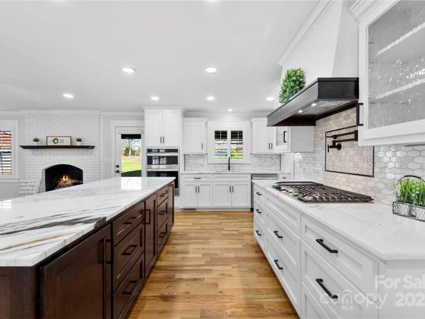 1809 Whispering Pines Road, Lincolnton, NC 28092.  MLS# CAR4237568, YatesRealty ID 5266. 