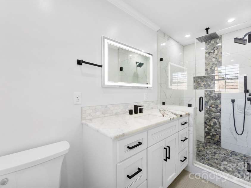 1809 Whispering Pines Road, Lincolnton, NC 28092.  MLS# CAR4237568, YatesRealty ID 5266. 