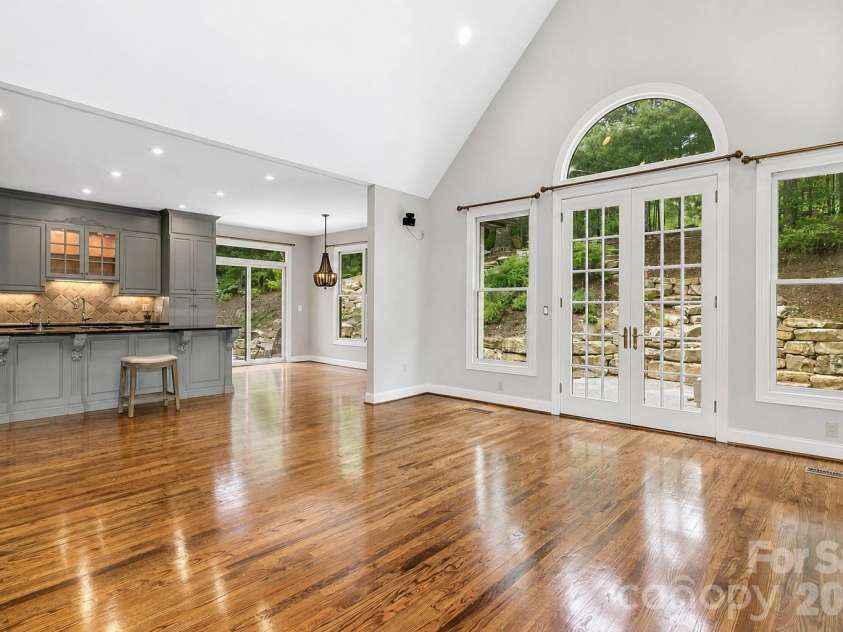 643 Mill Ridge Drive, Mills River, NC 28759.  MLS# CAR4419337, YatesRealty ID 52661. 