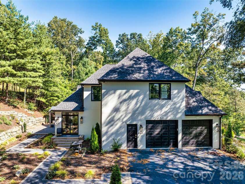 643 Mill Ridge Drive, Mills River, NC 28759.  MLS# CAR4419337, YatesRealty ID 52661. 
