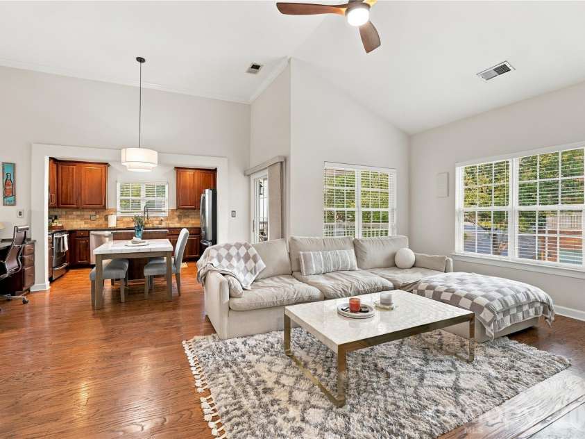15329 Jade Street, Charlotte, NC 28277.  MLS# CAR4422601, YatesRealty ID 52665. Perfect open floor plan for entertaining