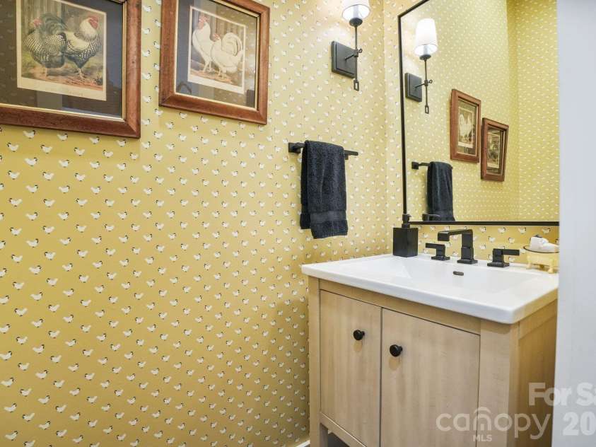 2039 Cane Creek Road, Fletcher, NC 28732.  MLS# CAR4424701, YatesRealty ID 52666. Half Bath