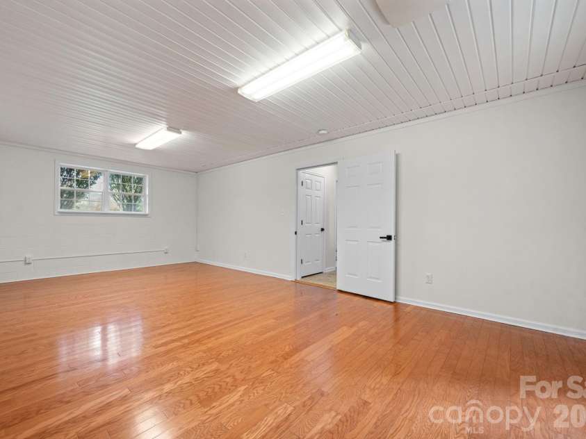 2103 Samanthas Wells Lane, Newton, NC 28658.  MLS# CAR4424812, YatesRealty ID 52667. 