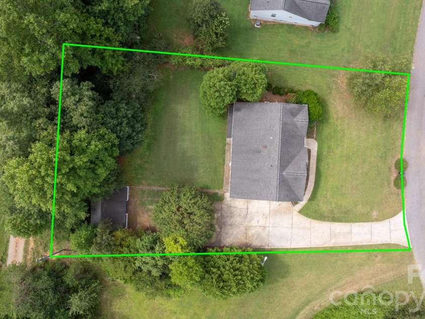 2103 Samanthas Wells Lane, Newton, NC 28658.  MLS# CAR4424812, YatesRealty ID 52667. 