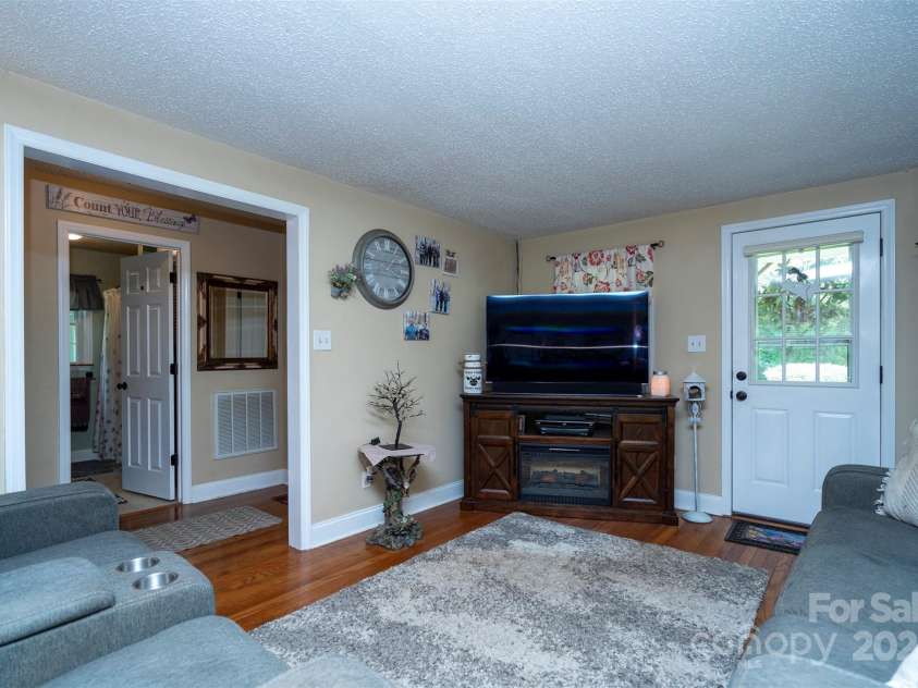 3816 Alton Street, Huntersville, NC 28078.  MLS# CAR4176946, YatesRealty ID 5267. 