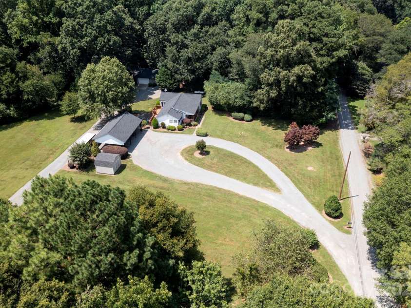 3816 Alton Street, Huntersville, NC 28078.  MLS# CAR4176946, YatesRealty ID 5267. 
