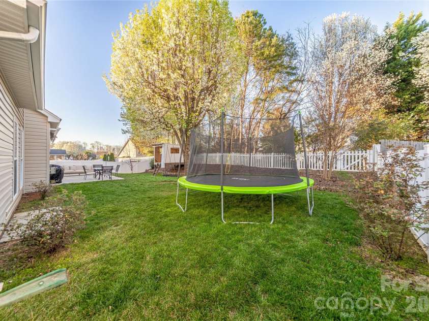 5919 Summer Fog End None, Fort Mill, SC 29708.  MLS# CAR4357586, YatesRealty ID 5267. Enough Room For A Trampoline!