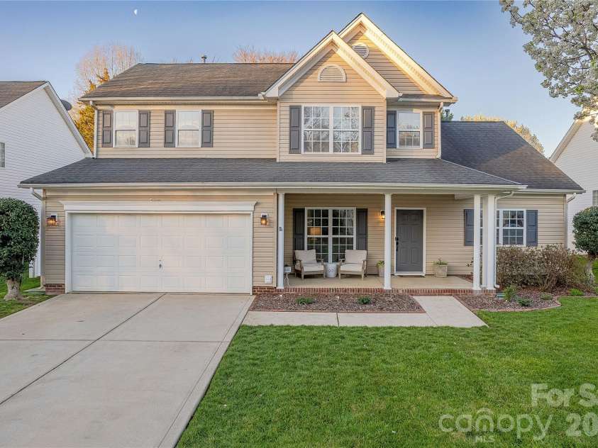 5919 Summer Fog End None, Fort Mill, SC 29708.  MLS# CAR4357586, YatesRealty ID 5267. Welcome Home