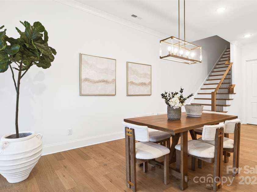 1014 19th Street, Charlotte, NC 28205.  MLS# CAR4330244, YatesRealty ID 52670. 