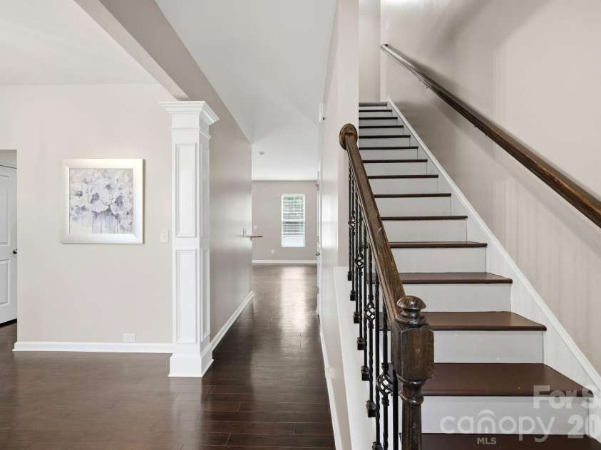 10609 Candlestick Court, Charlotte, NC 28273.  MLS# CAR4424540, YatesRealty ID 52676. 