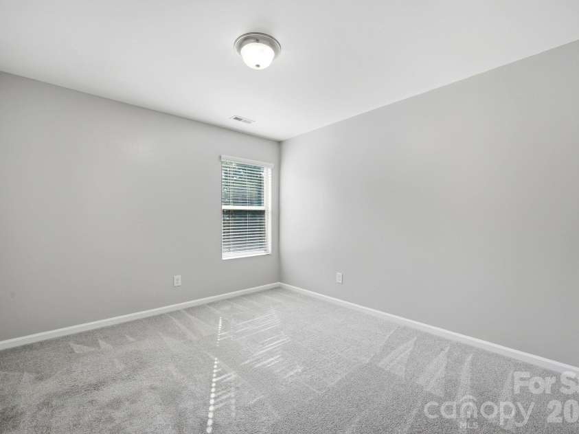 10609 Candlestick Court, Charlotte, NC 28273.  MLS# CAR4424540, YatesRealty ID 52676. 