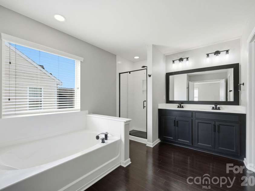 10609 Candlestick Court, Charlotte, NC 28273.  MLS# CAR4424540, YatesRealty ID 52676. 