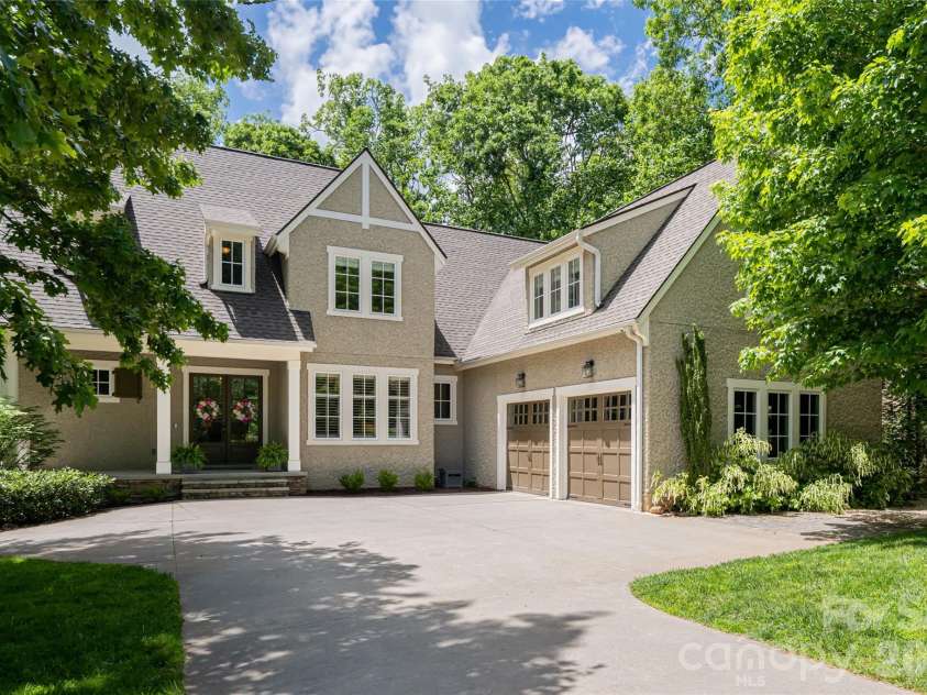 20 East Owl Creek Lane, Fairview, NC 28730.  MLS# CAR4258624, YatesRealty ID 5268. 