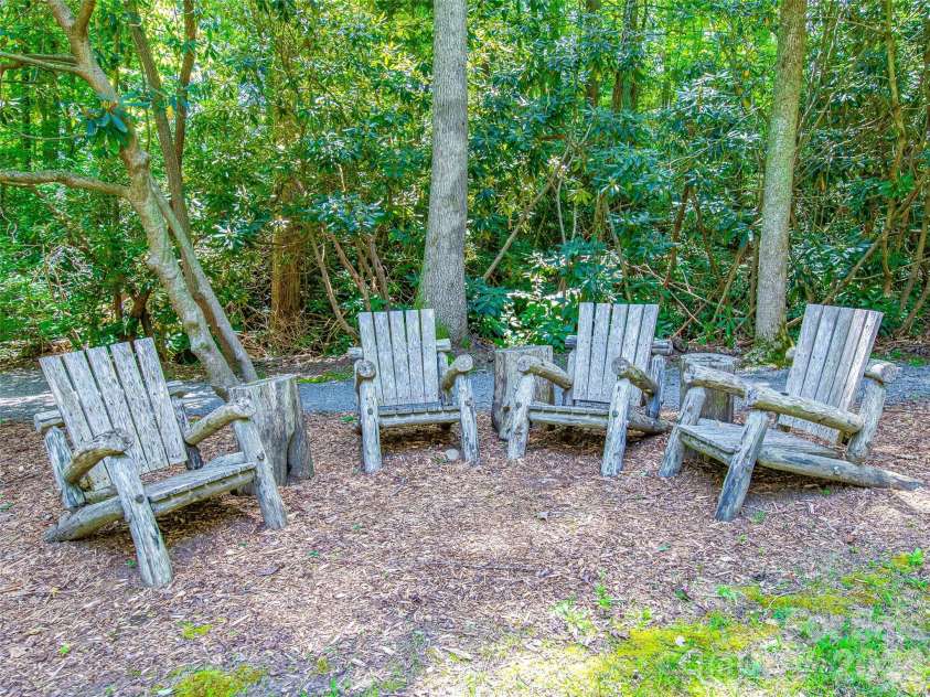 20 East Owl Creek Lane, Fairview, NC 28730.  MLS# CAR4258624, YatesRealty ID 5268. 