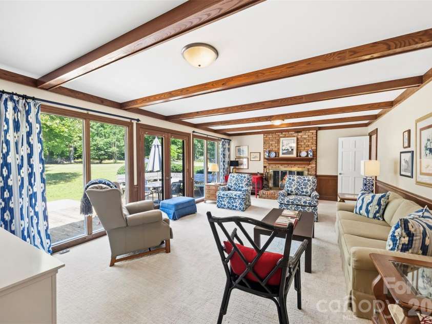 2022 Crowders Creek Road, Gastonia, NC 28052.  MLS# CAR4427710, YatesRealty ID 52681. 