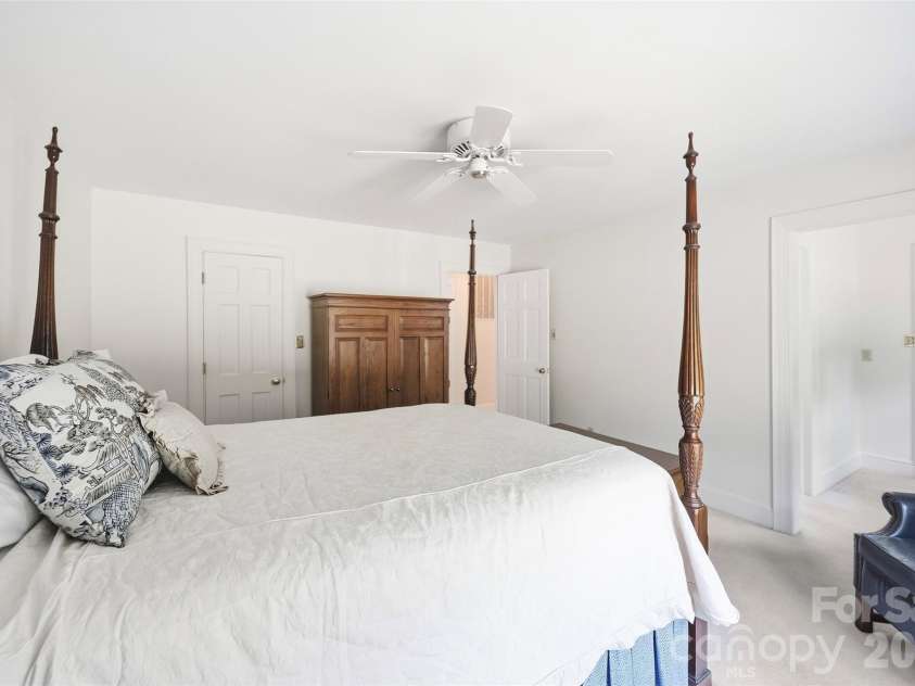 2022 Crowders Creek Road, Gastonia, NC 28052.  MLS# CAR4427710, YatesRealty ID 52681. 