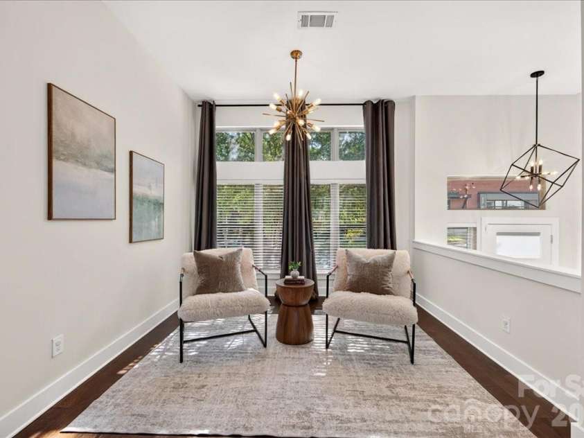 2010 Hawkins Street, Charlotte, NC 28203.  MLS# CAR4427386, YatesRealty ID 52683. 