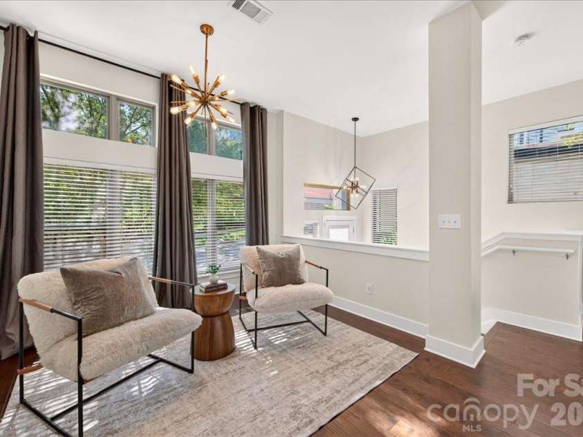2010 Hawkins Street, Charlotte, NC 28203.  MLS# CAR4427386, YatesRealty ID 52683. 