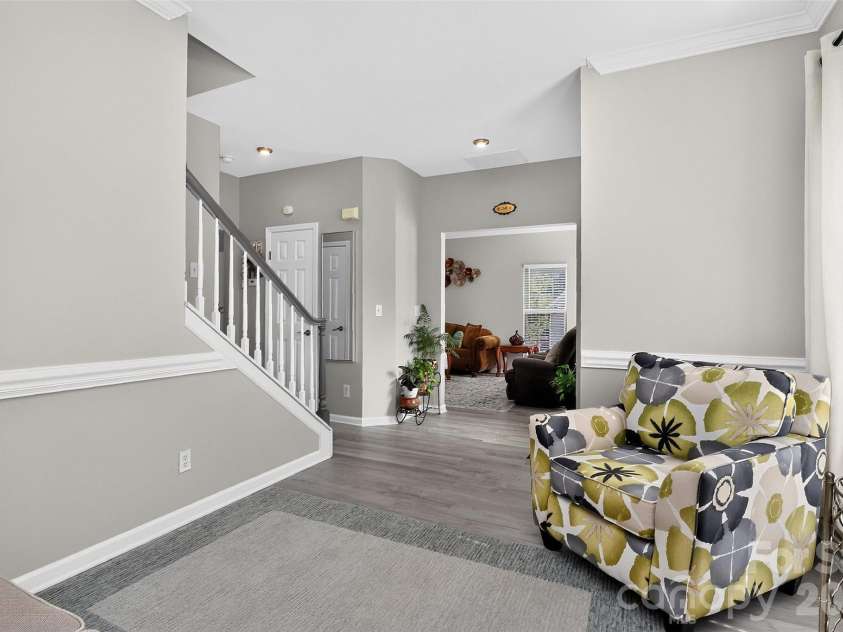 1811 Jeffrey Bryan Drive, Charlotte, NC 28213.  MLS# CAR4427234, YatesRealty ID 52684. 