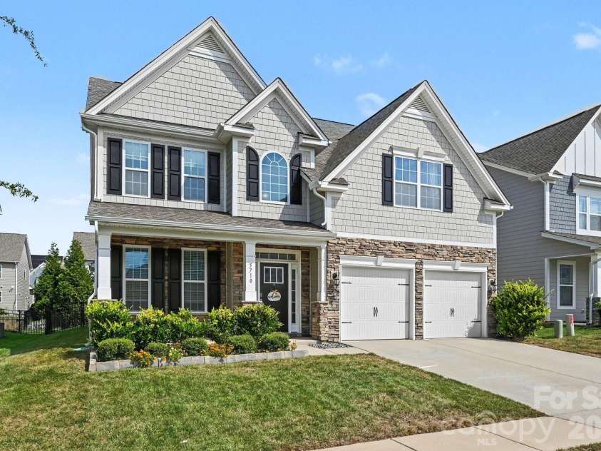 5710 Rainbow Lane, Indian Land, SC 29707.  MLS# CAR4423207, YatesRealty ID 52685. Beautifully maintained two-story home