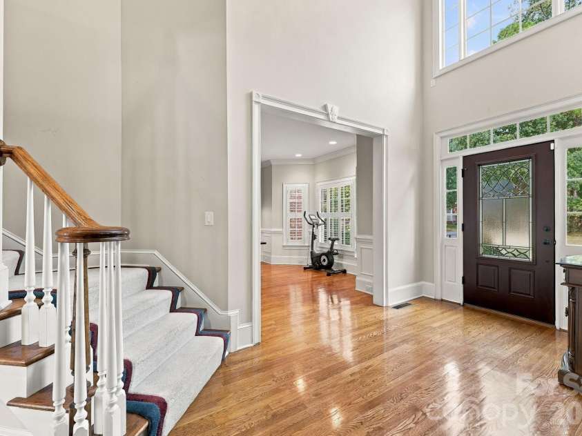 633 Peacehaven Road, Kannapolis, NC 28083.  MLS# CAR4423398, YatesRealty ID 52686. 