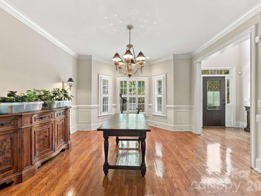 633 Peacehaven Road, Kannapolis, NC 28083.  MLS# CAR4423398, YatesRealty ID 52686. 