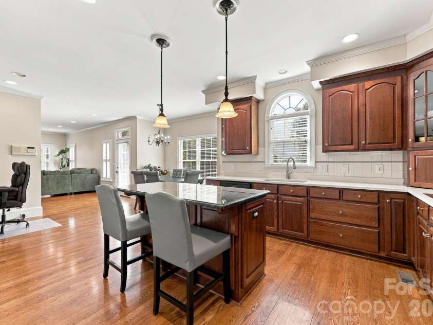 633 Peacehaven Road, Kannapolis, NC 28083.  MLS# CAR4423398, YatesRealty ID 52686. 