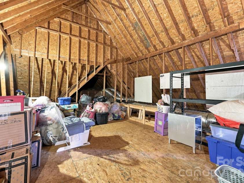633 Peacehaven Road, Kannapolis, NC 28083.  MLS# CAR4423398, YatesRealty ID 52686. 
