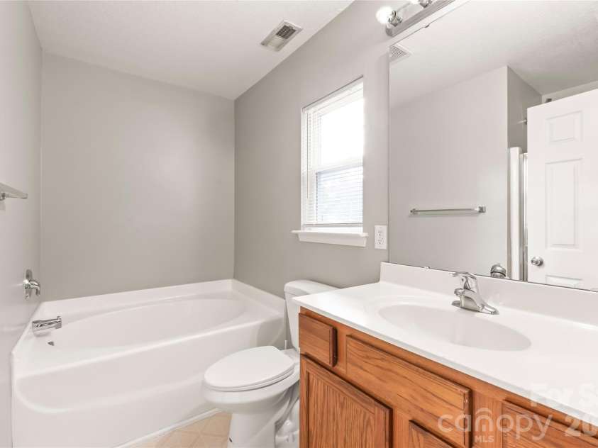 831 Sinclair Drive, Monroe, NC 28112.  MLS# CAR4428048, YatesRealty ID 52687. 