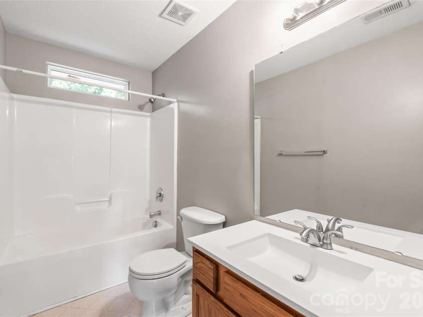 831 Sinclair Drive, Monroe, NC 28112.  MLS# CAR4428048, YatesRealty ID 52687. 