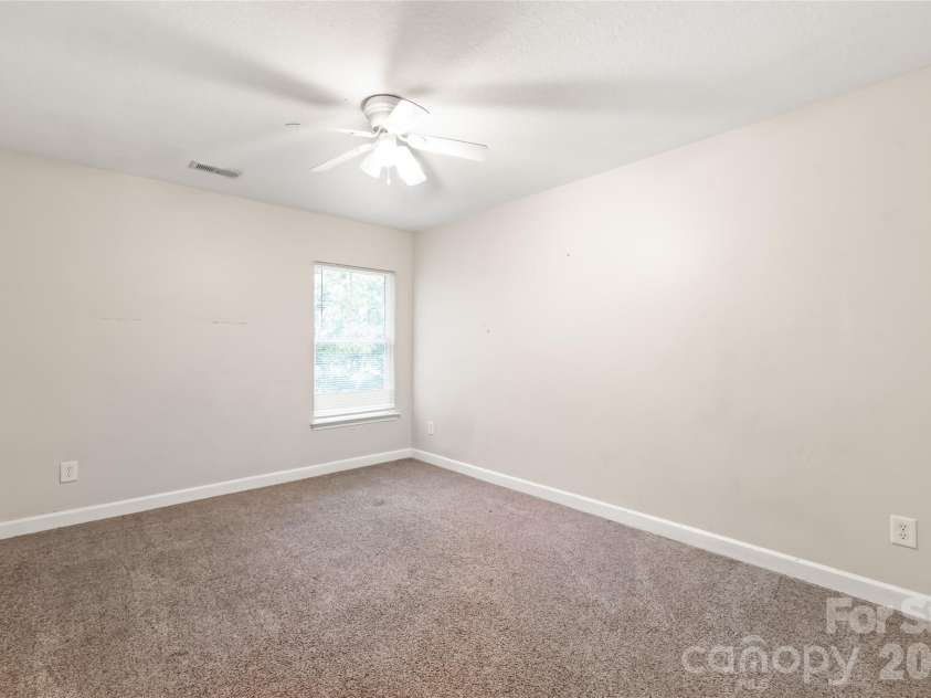 831 Sinclair Drive, Monroe, NC 28112.  MLS# CAR4428048, YatesRealty ID 52687. 