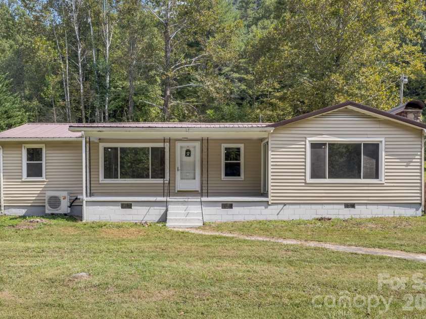 4078 NC 208 Highway, Marshall, NC 28753.  MLS# CAR4425810, YatesRealty ID 52688. 