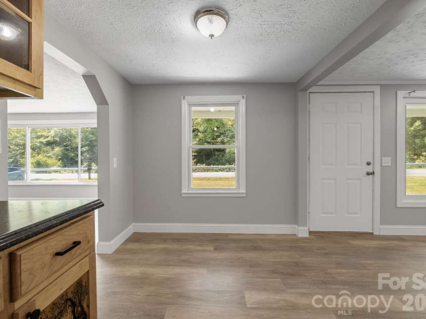 4078 NC 208 Highway, Marshall, NC 28753.  MLS# CAR4425810, YatesRealty ID 52688. Dining area
