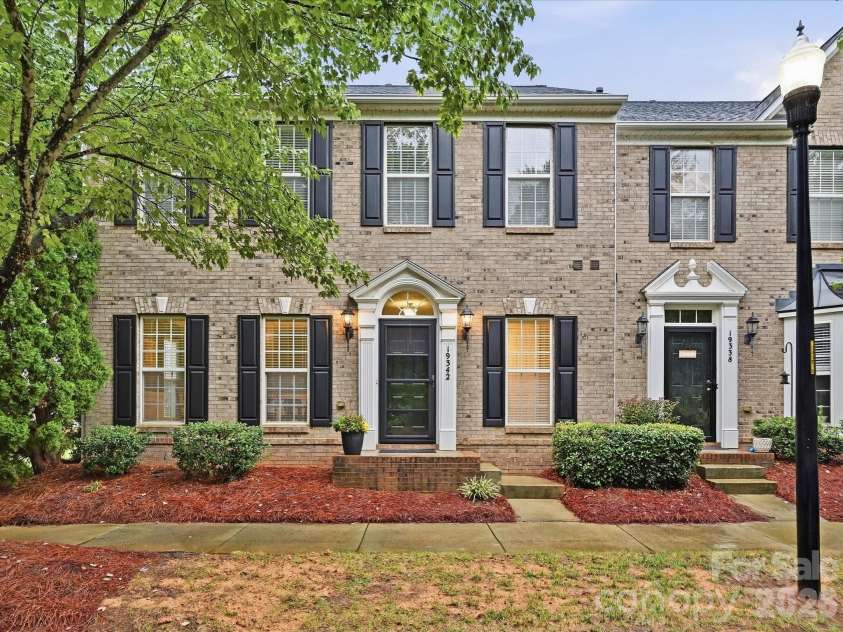 19342 Makayla Lane, Cornelius, NC 28031.  MLS# CAR4424922, YatesRealty ID 52691. 