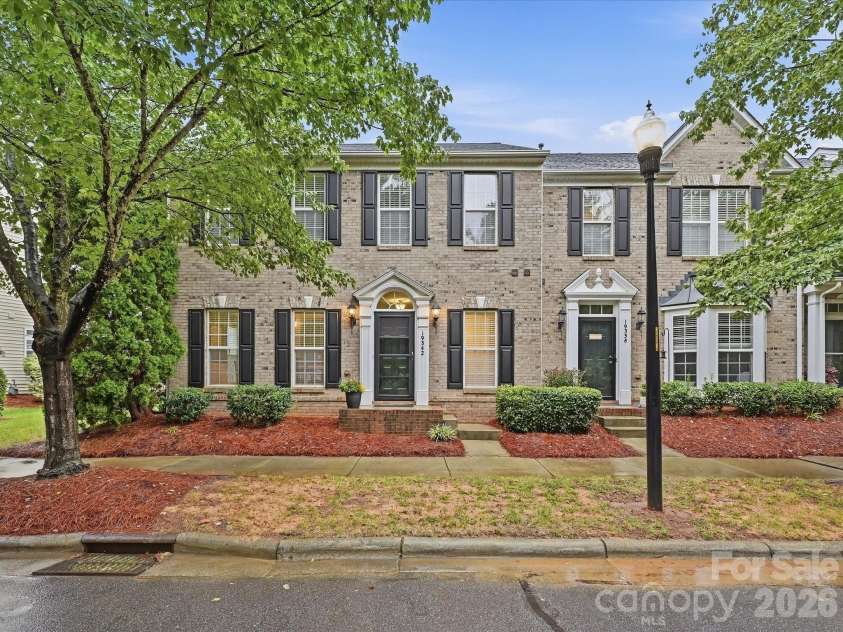 19342 Makayla Lane, Cornelius, NC 28031.  MLS# CAR4424922, YatesRealty ID 52691. 