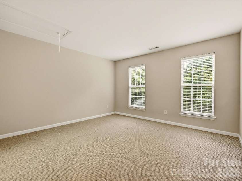19342 Makayla Lane, Cornelius, NC 28031.  MLS# CAR4424922, YatesRealty ID 52691. 