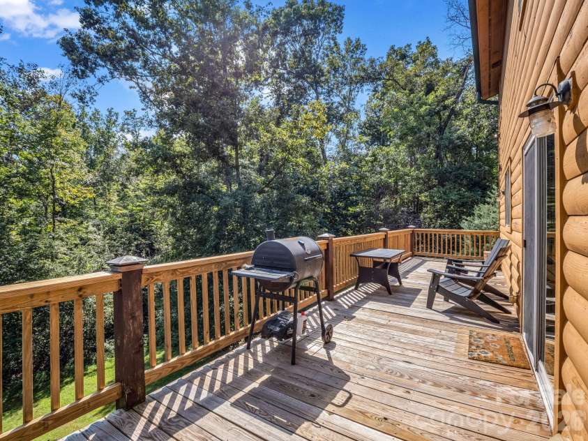 566 Nathan McDaniel Drive, Nebo, NC 28761.  MLS# CAR4422721, YatesRealty ID 52693. 