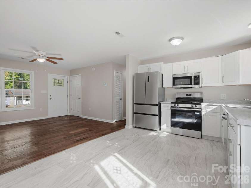 102 Cushman Drive, Chester, SC 29706.  MLS# CAR4426438, YatesRealty ID 52694. 