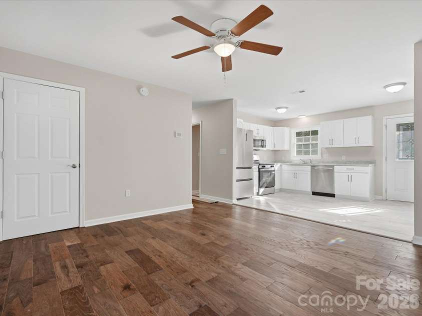102 Cushman Drive, Chester, SC 29706.  MLS# CAR4426438, YatesRealty ID 52694. 