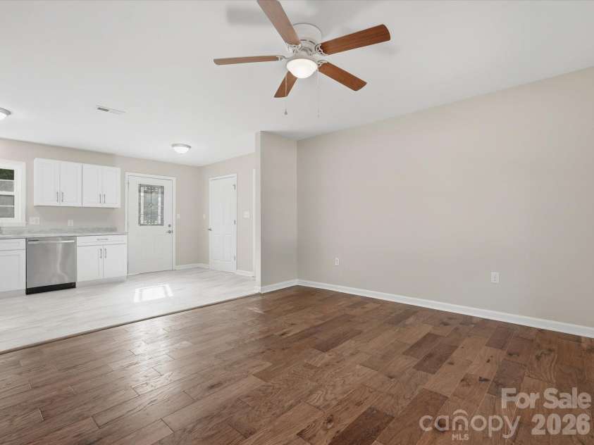102 Cushman Drive, Chester, SC 29706.  MLS# CAR4426438, YatesRealty ID 52694. 