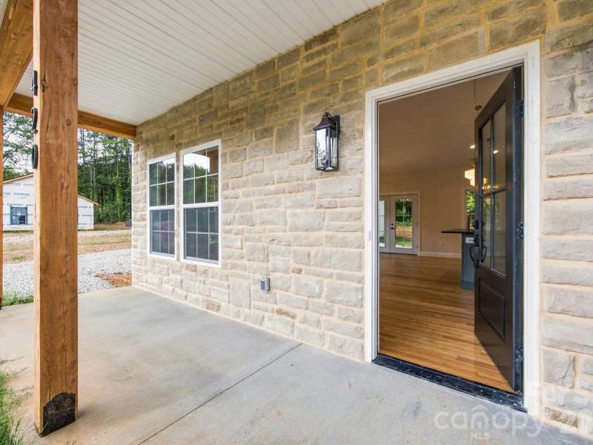 420 Old Wood Lane, Salisbury, NC 28146.  MLS# CAR4420891, YatesRealty ID 52696. 