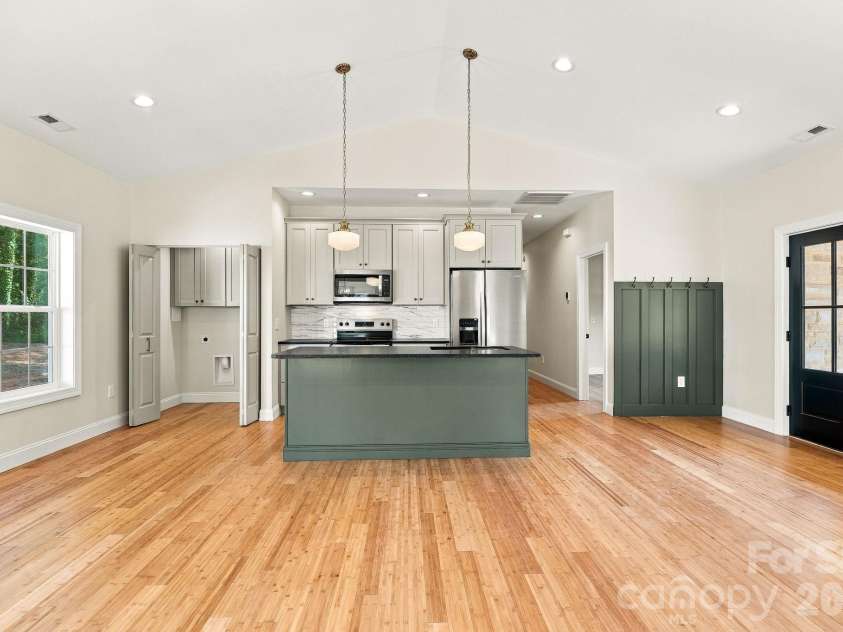420 Old Wood Lane, Salisbury, NC 28146.  MLS# CAR4420891, YatesRealty ID 52696. 
