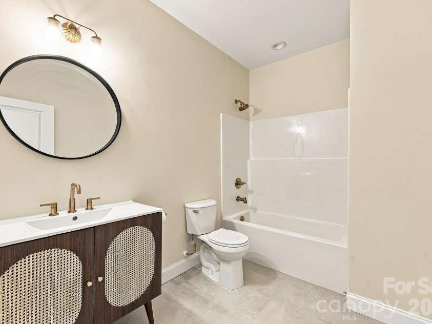420 Old Wood Lane, Salisbury, NC 28146.  MLS# CAR4420891, YatesRealty ID 52696. 
