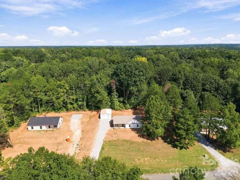420 Old Wood Lane, Salisbury, NC 28146.  MLS# CAR4420891, YatesRealty ID 52696. 