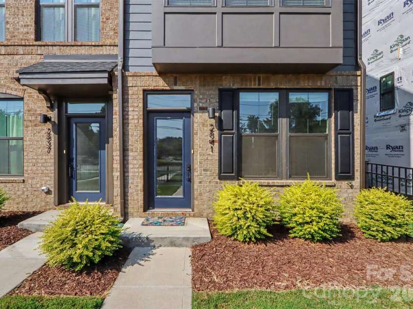 2841 Statesville Avenue, Charlotte, NC 28206.  MLS# CAR4425972, YatesRealty ID 52697. Front door