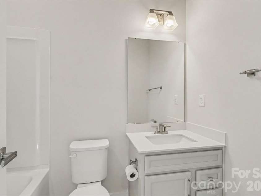 2841 Statesville Avenue, Charlotte, NC 28206.  MLS# CAR4425972, YatesRealty ID 52697. Level 1 Bath